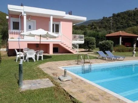 Βίλα Αφροδίτη Ριζά Πρέβεζας